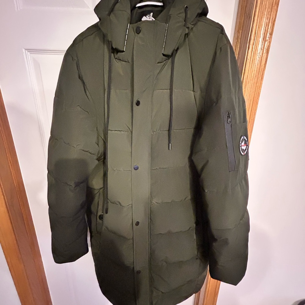 Men's Dark Green Hooded Puffer Jacket